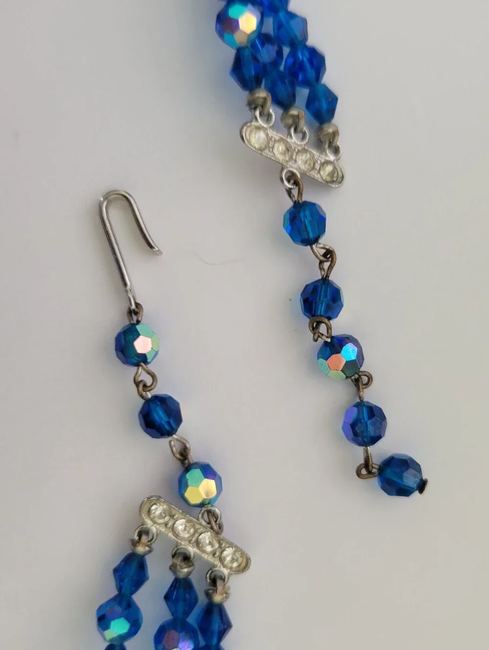 Vintage AB Crystal Beaded Necklace Blue Choker Graduated Faceted 3 Strand 18